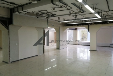 Аренда помещения в центре города с парковкой!
