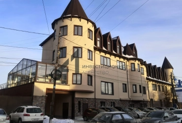 Продам здание с арендаторами